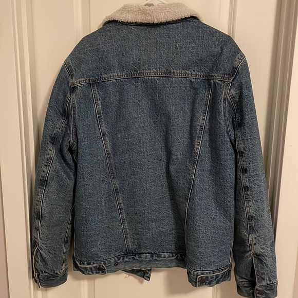 Trucker Jacket - Shearling lined - Picture 4 of 5